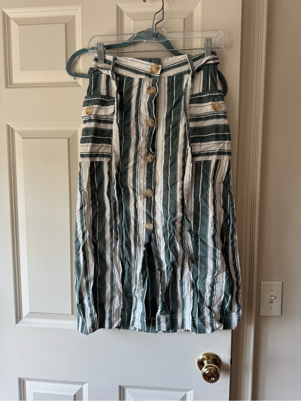 Hem & Thread Vertical Striped Button-Front Midi Skirt in Green and White